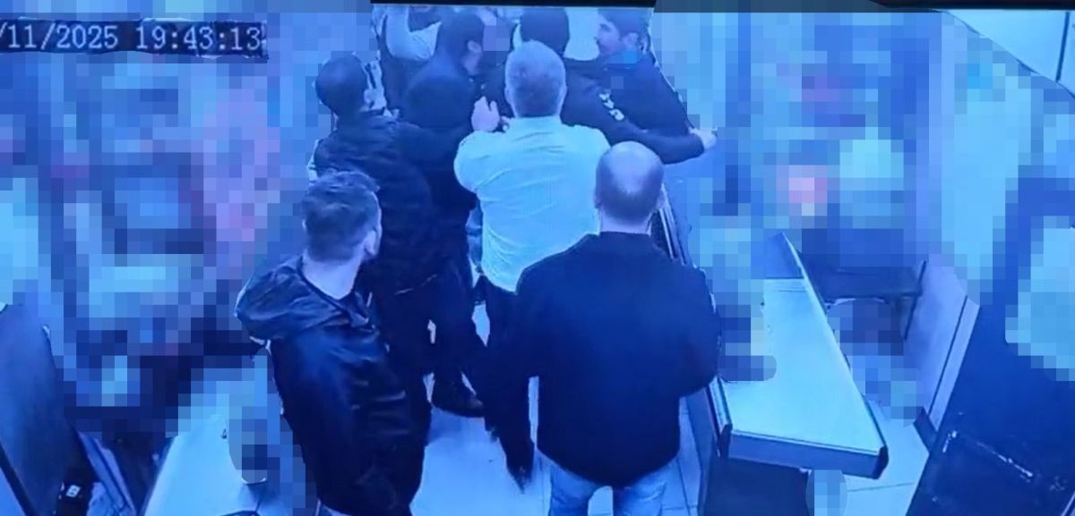 Çocuğu Uyarması Yetti! Kasiyer ve Mesai Arkadaşı Saldırıya Uğradı AW577707 03 1 - Marmara Bölge Gazetesi