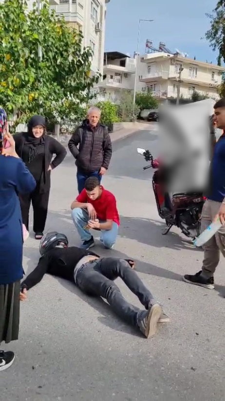 Yaralı Sürücü Anne ve Çocuğu Sakinleştirdi! AW583734 02 - Marmara Bölge Gazetesi