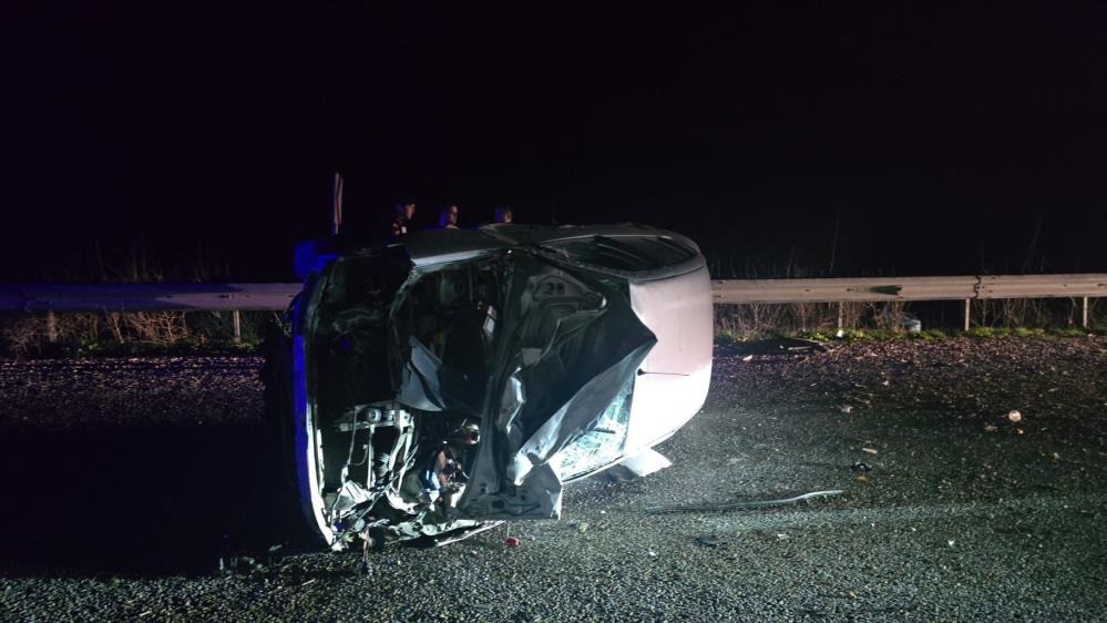 Bandırma’da Otomobil Şarampole Uçtu! AW583932 02 - Marmara Bölge Gazetesi