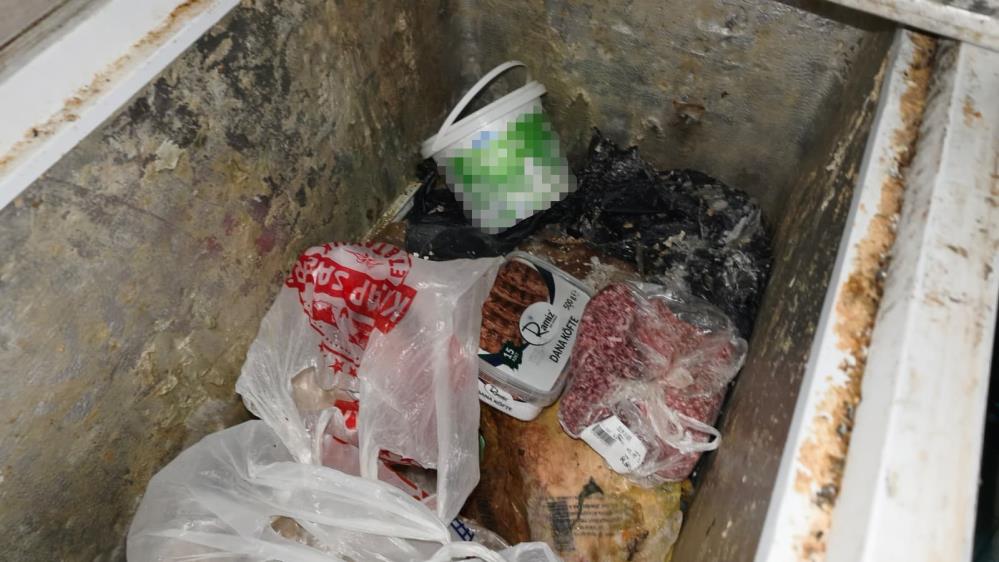 Hijyen Skandalı Şok Etti! Bozulmuş Et, Küf, Pas! AW586659 03 - Marmara Bölge Gazetesi