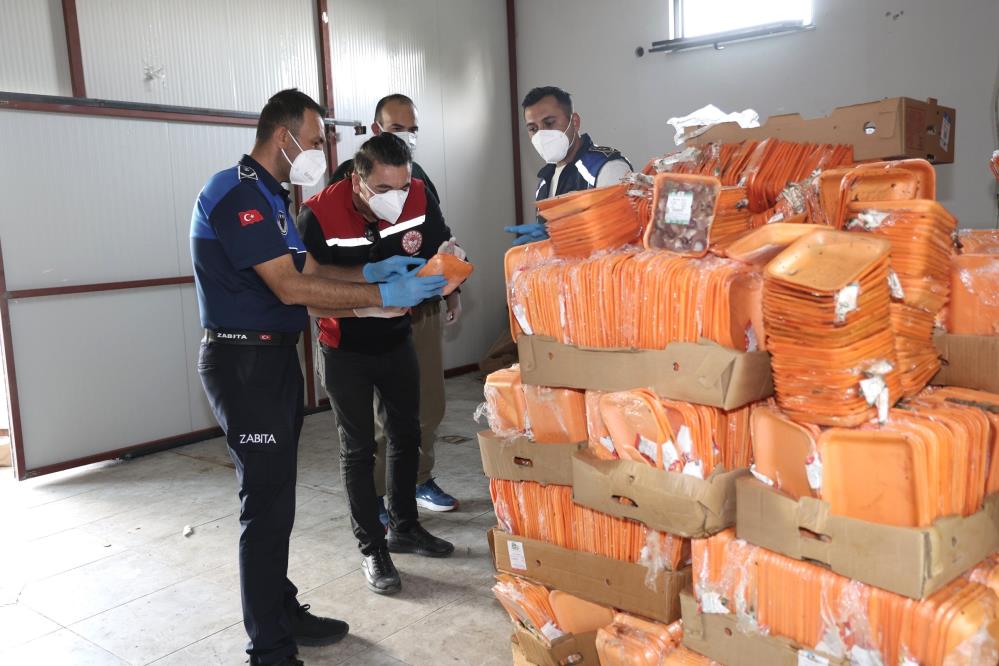 Tonlarca Tarihi Geçmiş Tavuk Yakalandı! AW587203 02 - Marmara Bölge Gazetesi
