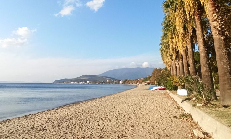Balıkesir’in Erdek ilçesine bağlı Ocaklar Mahallesi, Marmara Denizi kıyısında yer