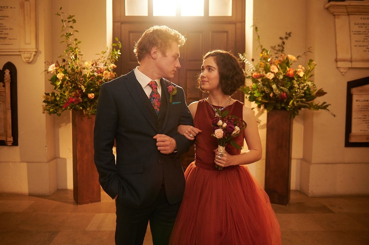 Love at First Sight - Marmara Bölge Gazetesi