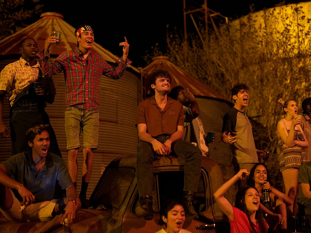 Panic - Marmara Bölge Gazetesi