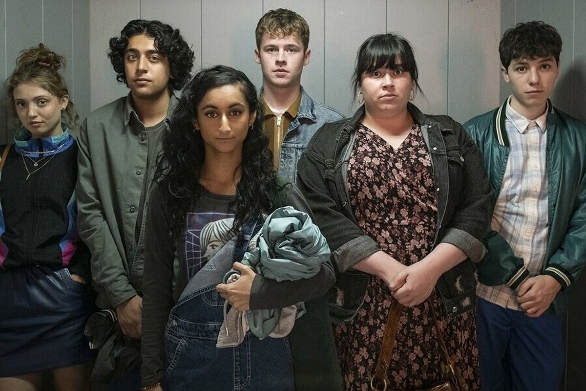 Red Rose - Marmara Bölge Gazetesi