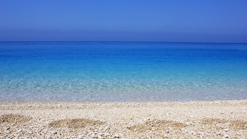 Ege’nin incisi Ayvalık, her mevsim büyüleyici atmosferiyle tatilcilerin gözdesi olmayı