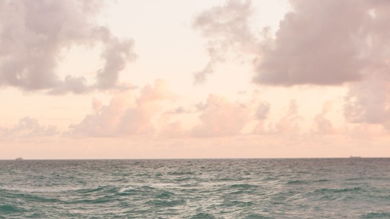 İzmir’in kalabalık sahillerinden uzaklaşıp doğanın kucağında sessizlik arayanlar için Karaburun’daki