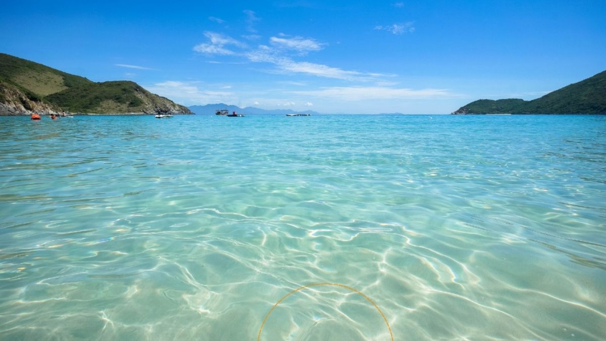 Balıkesir, Ege kıyılarında her yaz binlerce tatilciyi ağırlayan Sarımsaklı, Akçay