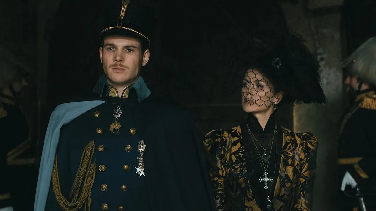 Saraylardan Savaş Alanlarına: İzlerken Zaman Yolculuğuna Çıkaran Tarih Dizileri The Empress - Marmara Bölge Gazetesi