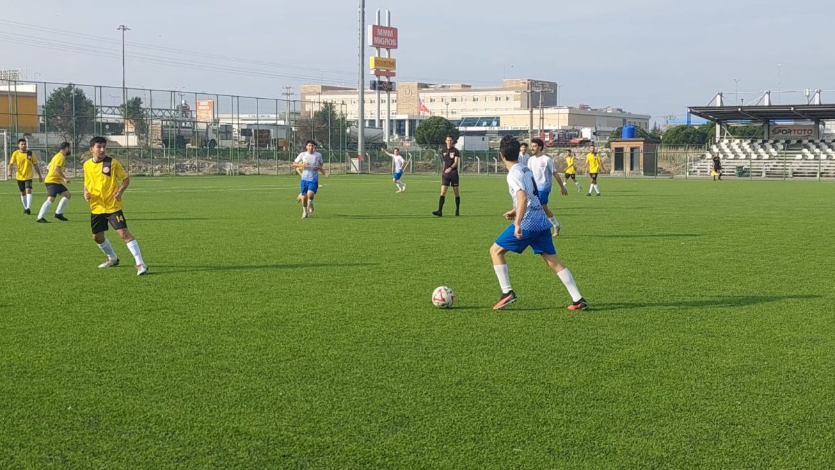 YURTLİG İl Müsabakaları Balıkesir’de Coşkuyla Başladı! WhatsApp Image 2025 11 23 at 12.04.06 1 - Marmara Bölge Gazetesi