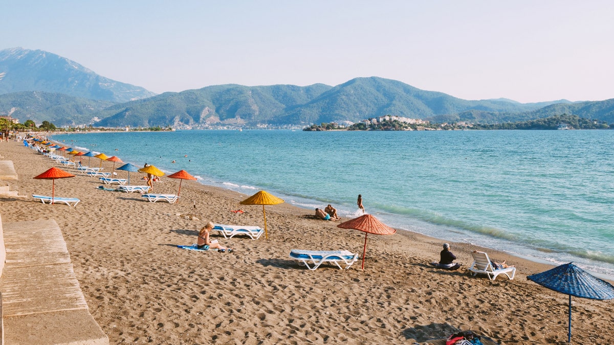 Fethiye’de Denizin ve Güneşin Buluştuğu Nokta fethiye calis plaj - Marmara Bölge Gazetesi