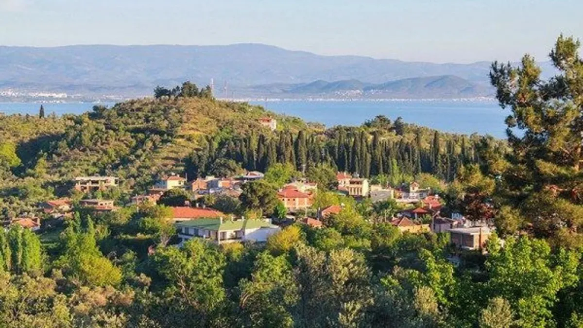 Edremit’te Doğayla Tarihin İç İçe Olduğu Sessiz Bir Köy gure - Marmara Bölge Gazetesi