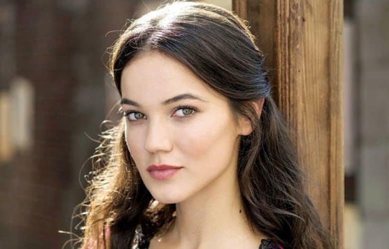 “Yavru Kuşum” Paylaşımı Olay Oldu: Fikret Hakan’ın Son Hali Şaşırttı oyuncu pinar denize dizisi biter bitmez yeni teklifler yagdi 17792 - Marmara Bölge Gazetesi