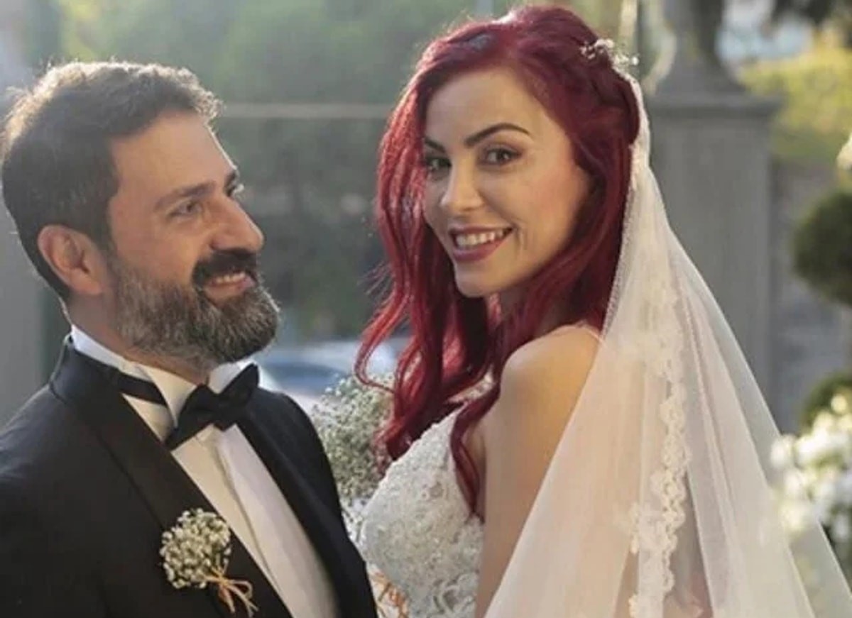 Magazin dünyasında yıllar önce Gülben Ergen’le yaşadığı çalkantılı evlilikle gündeme