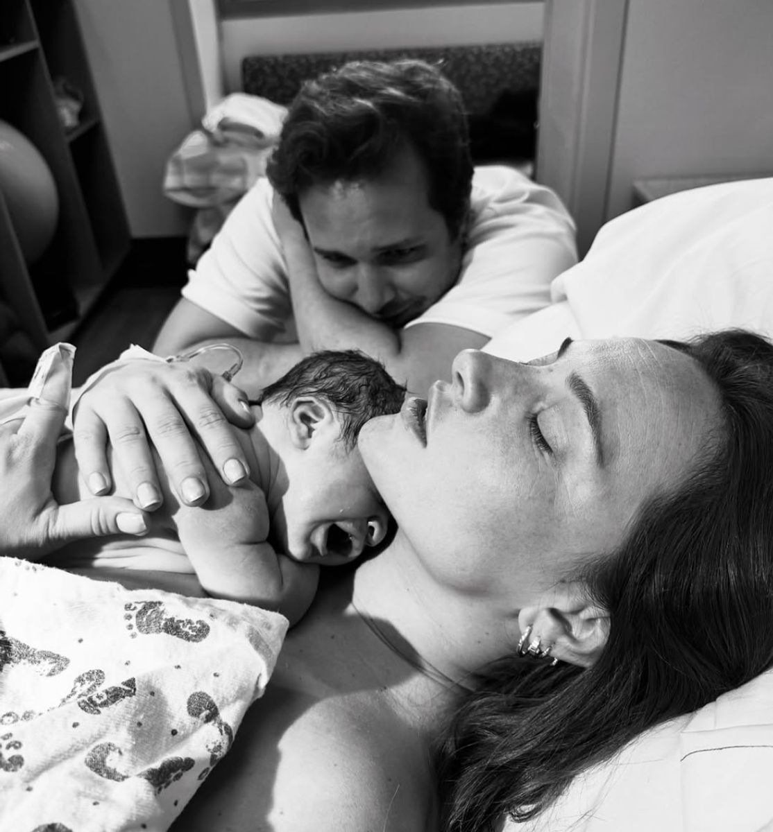 Set Aşkı Bebekle Taçlandı! s 6626d9153947ec4bfabe67df8c64215e04436af7 - Marmara Bölge Gazetesi