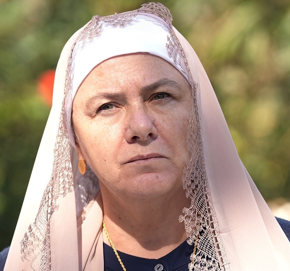 Yeni sezonun en çok konuşulan yapımlarından TRT 1 dizisi Taşacak