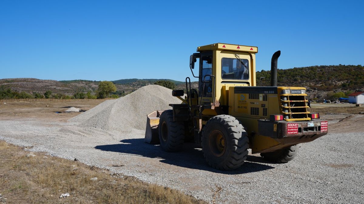 thumbnail buyuksehir kirsal mahalle yollarini asfalta kavusturuyor 2 - Marmara Bölge Gazetesi