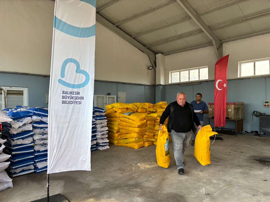 thumbnail buyuksehirin tohum destegi ureticinin yuzunu gulduruyor 4 - Marmara Bölge Gazetesi