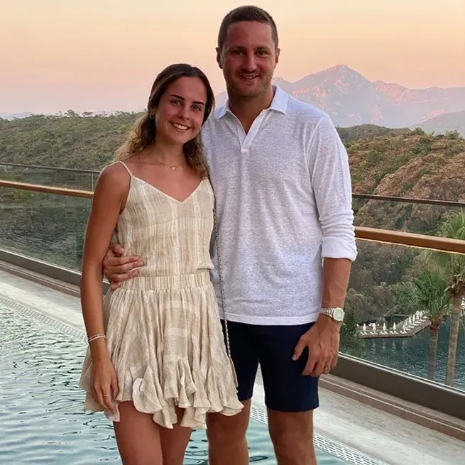Boşanma Sürecinde Yeni Gelişme: Ömer Sarıgül, Eşinden 10 Milyon TL Tazminat Talep Etti! 0x0 gercek 302 numarada gizliydi revna sarigul esi omer sarigulun ihanetini boyle ogrendi 1766123765553 - Marmara Bölge Gazetesi