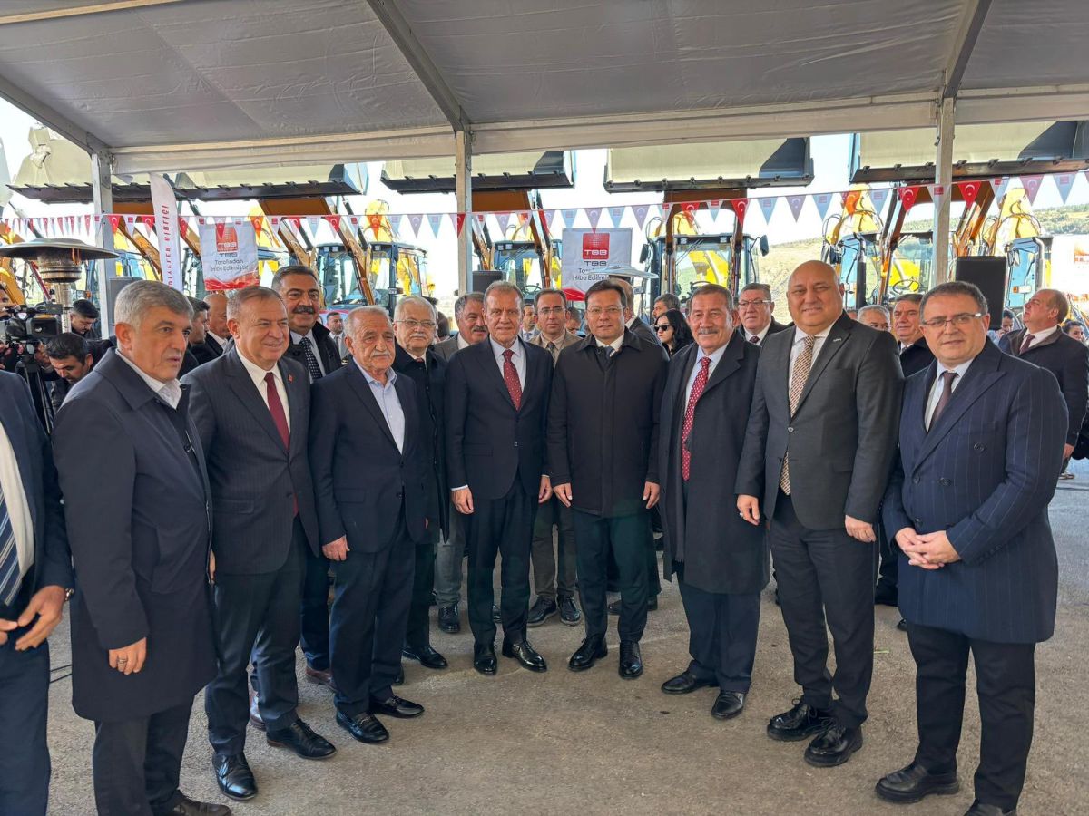 Burhaniye’de Temizlikte Yeni Dönem! 2 3 - Marmara Bölge Gazetesi