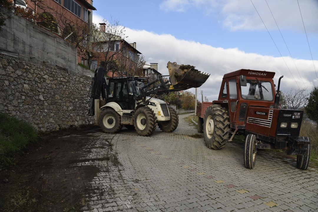 Dursunbey’in Sokakları Baştan Sona Temizleniyor! 586685276 18502554091079512 68065795952384837 n - Marmara Bölge Gazetesi
