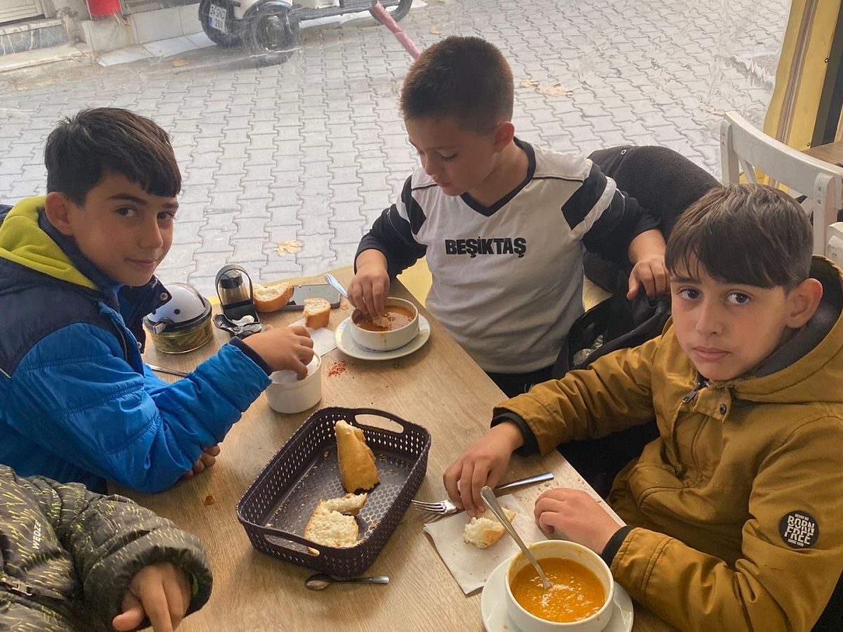 Marmara Adalar’da Çocuklar Sporla Buluştu! 586697398 18330152284211244 161225395248352835 n - Marmara Bölge Gazetesi