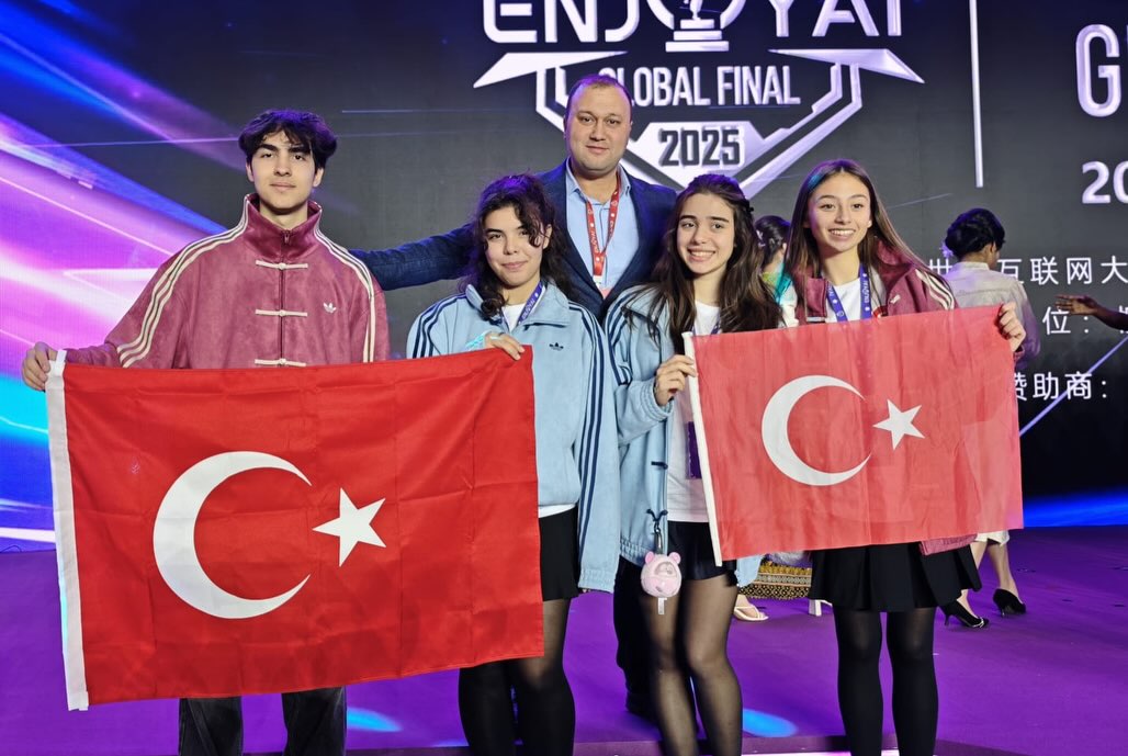 Balıkesir Çin’den Gümüş Madalyayla Döndü! 587277010 18050445275677787 5180313677735479843 n - Marmara Bölge Gazetesi