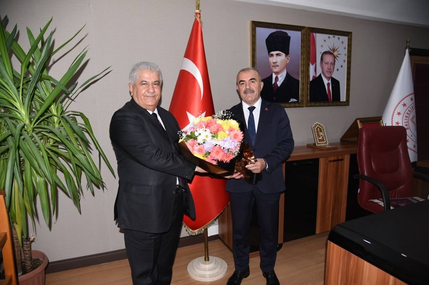 Balıkesir Eğitiminde Görev Değişikliği: Selehattin Kal Göreve Başladı 587301957 18049774943677787 6869626339957198897 n - Marmara Bölge Gazetesi