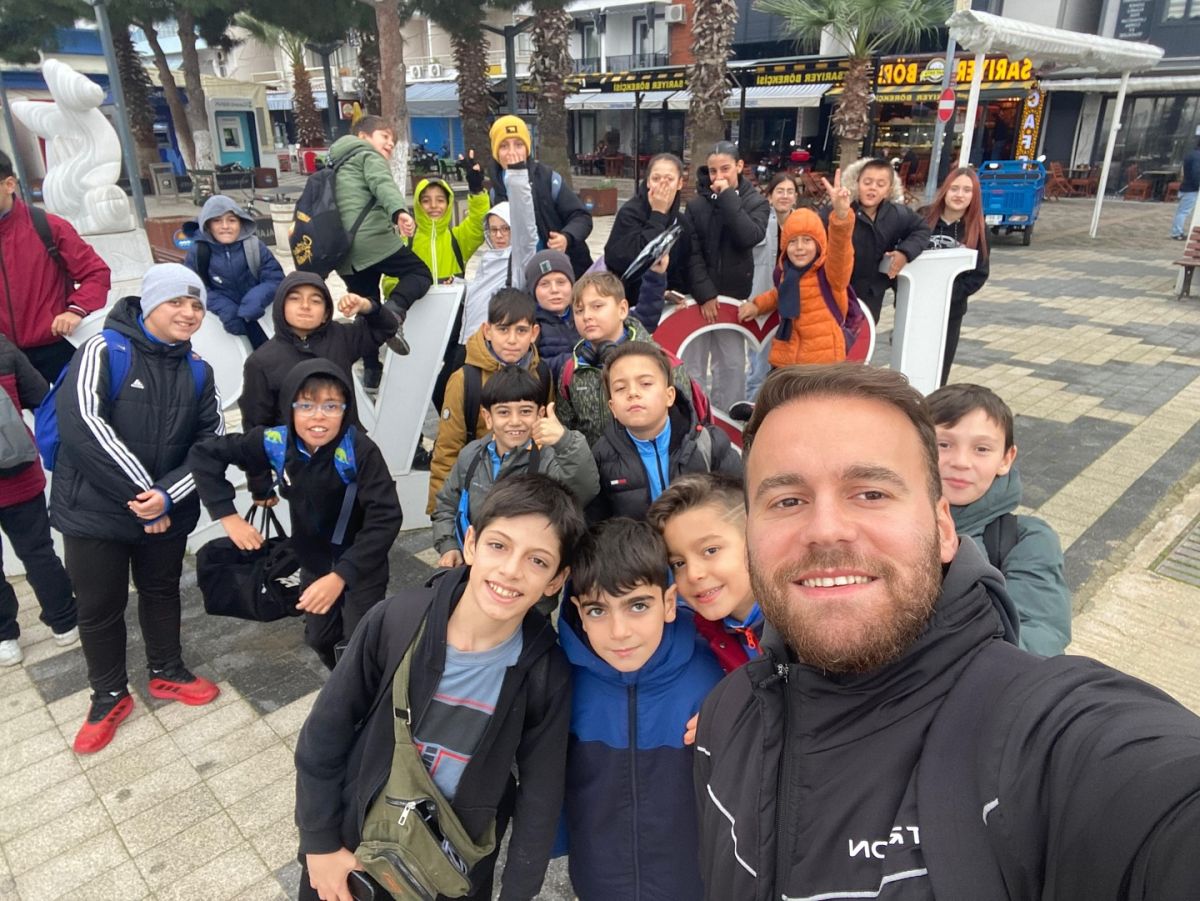 Marmara Adalar’da Çocuklar Sporla Buluştu! 588567722 18330152386211244 2840864910575543467 n - Marmara Bölge Gazetesi