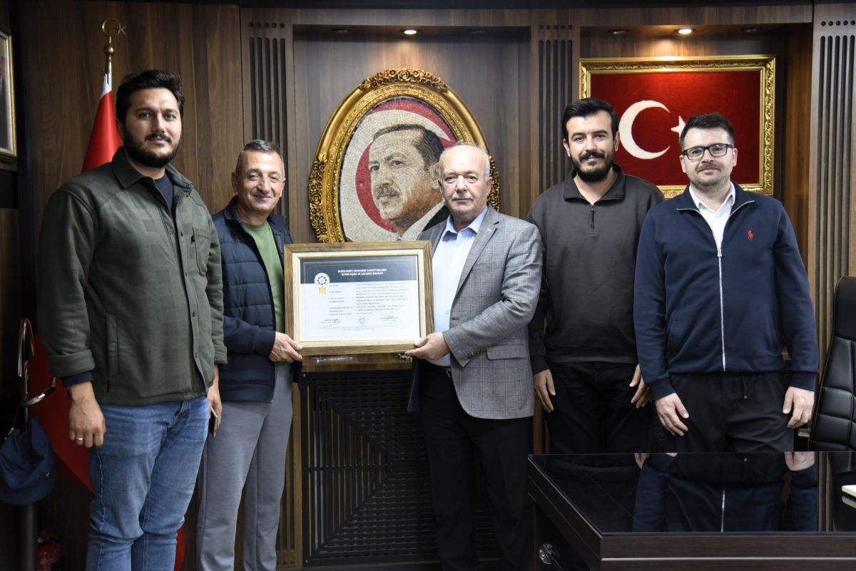 Dursunbey OSB’de 14. Fabrika Üretime Başladı! 592906625 1263540565812193 4121916846528131348 n - Marmara Bölge Gazetesi