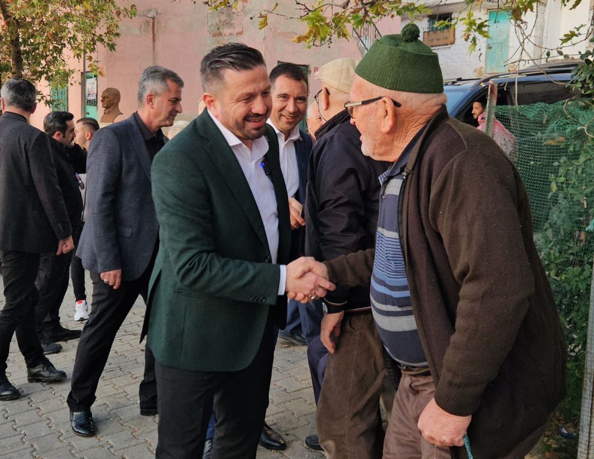 Mehmet Aydemir Gömeç’te: Hacıhüseyinler’de Kapı Kapı Ziyaret 593443321 794317383611589 8359325718102808698 n - Marmara Bölge Gazetesi