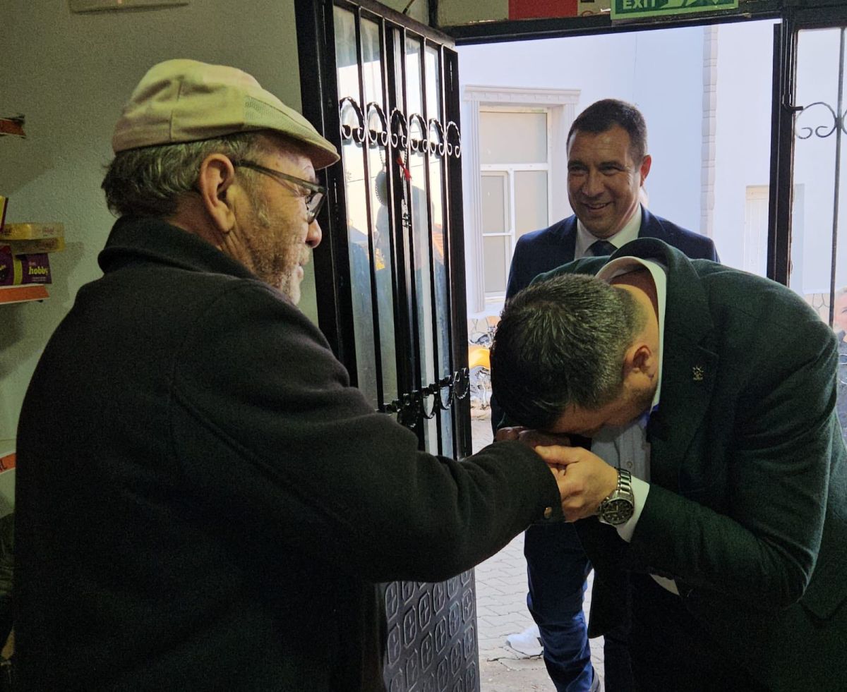 Mehmet Aydemir Gömeç’te: Hacıhüseyinler’de Kapı Kapı Ziyaret 594019271 794317270278267 724926639835970641 n - Marmara Bölge Gazetesi