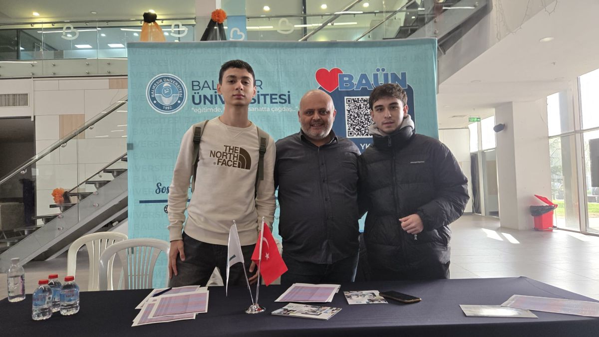 Ünilook Tanıtım Günlerinde Balıkesir Üniversitesi Zirvede! 594276160 1289218259902029 7616957896198628683 n - Marmara Bölge Gazetesi
