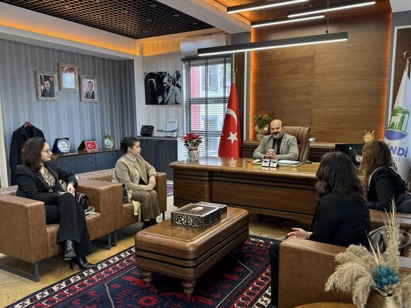 İvrindi’de Sürpriz Ziyaret! 594285278 122204635712335762 7627293891387405488 n - Marmara Bölge Gazetesi