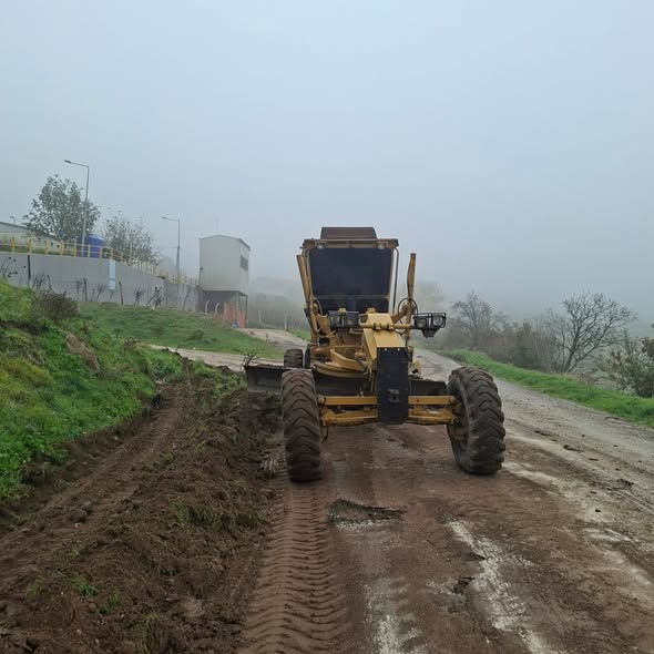 Bigadiç Belediye Başkanı Mustafa Göksel, Şahin Tepesi bölgesinde başlatılan arazi