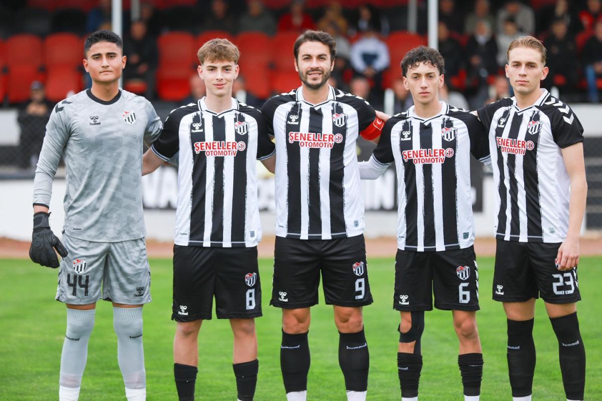 Burhaniye’den Gol Fırtınası! 595653251 1320657780100587 2228370784787220069 n - Marmara Bölge Gazetesi