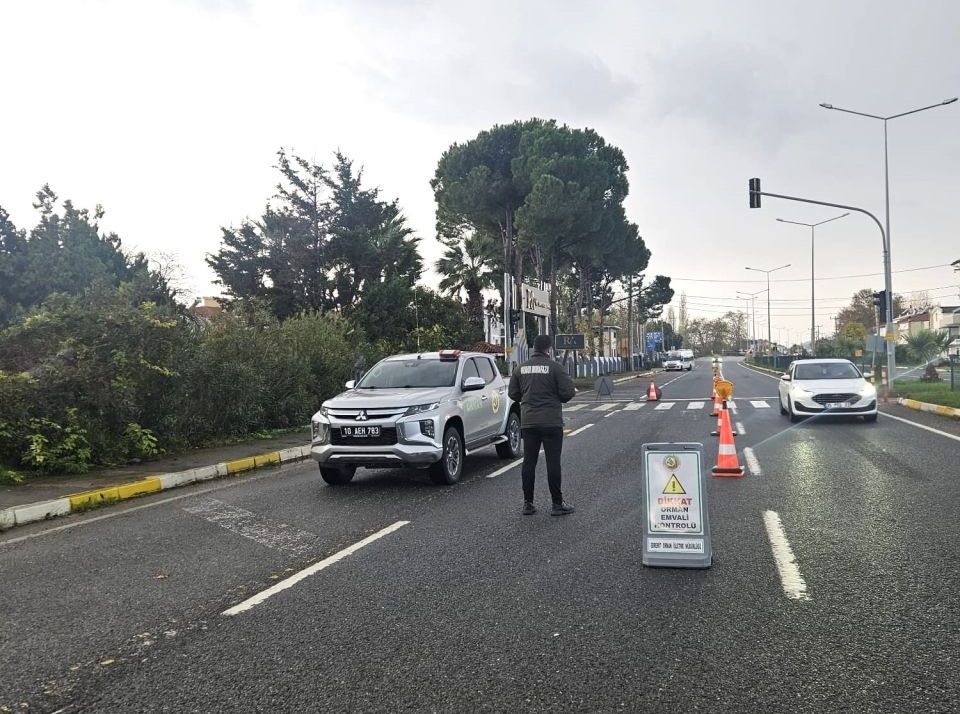 Edremit’te orman emvali taşıyan araçlara yönelik sabit ve mobil yol