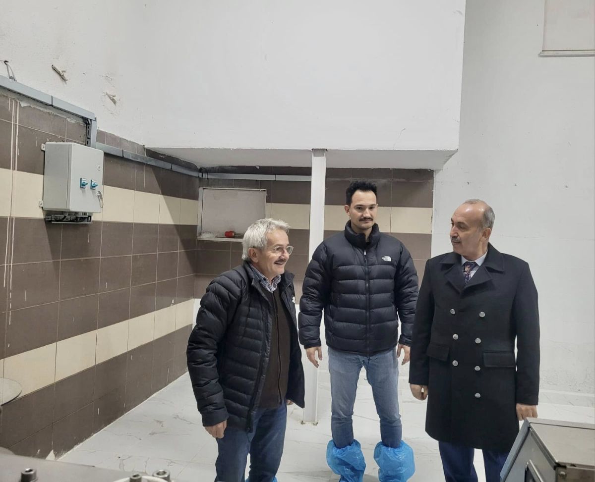 Balıkesir’de Modern Çiftliklerde Sürdürülebilir Üretim 597546065 1263401512497375 120967634702450817 n - Marmara Bölge Gazetesi