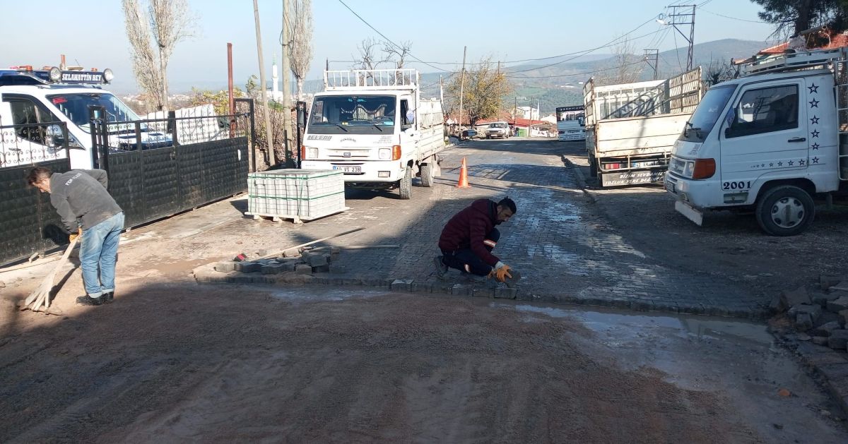 Susurluk Belediyesi Sahada: Okullar ve Sokaklar Yenileniyor! 597821926 1441860261276510 7203128340550688605 n - Marmara Bölge Gazetesi