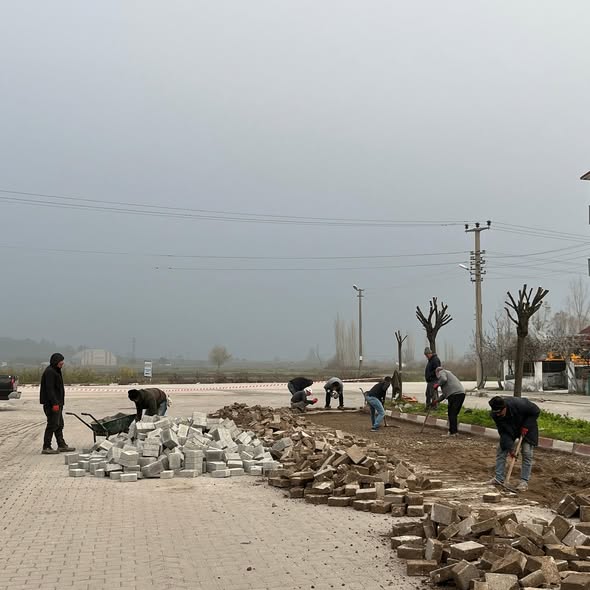 Bigadiç Belediyesi, ilçe genelinde ulaşım konforunu artırmak ve mahalleleri daha