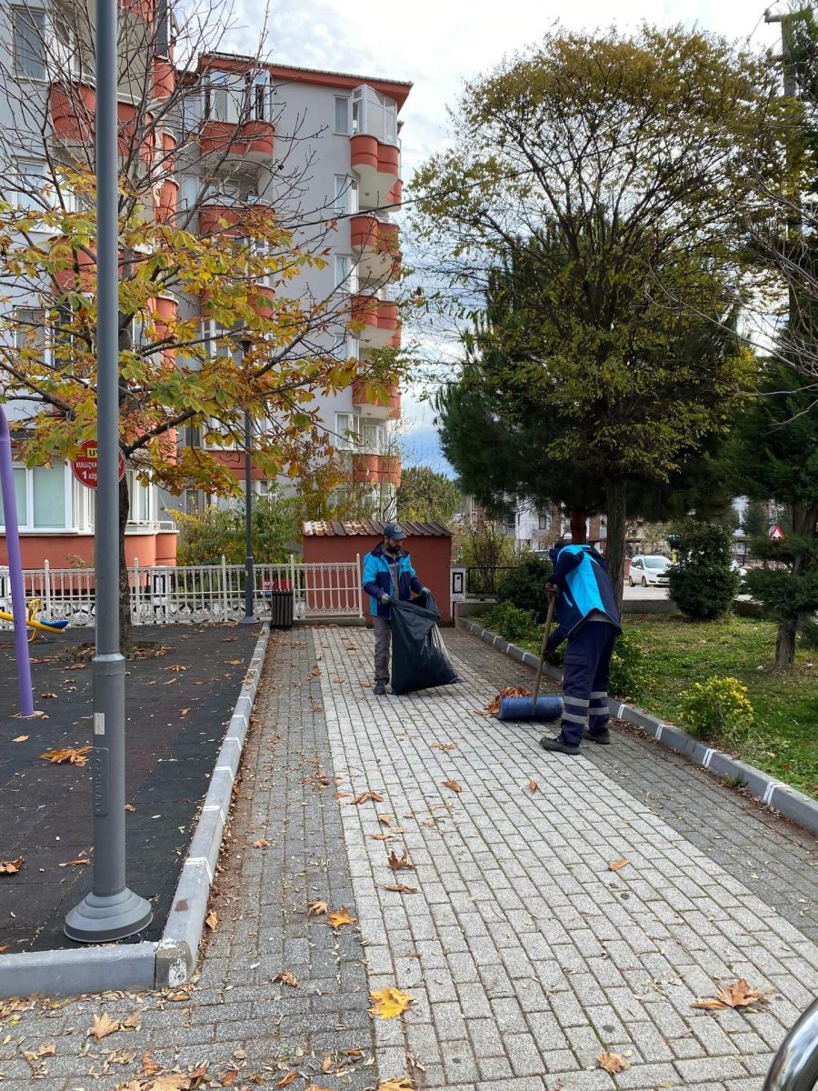 Dursunbey Belediyesi’nden Park ve Bahçelerde Yoğun Mesai 598710614 18502970386079512 6202931832708802770 n - Marmara Bölge Gazetesi