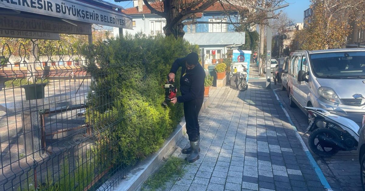 Susurluk Belediyesi Sahada: Okullar ve Sokaklar Yenileniyor! 599930764 1441859917943211 3761521625728687379 n - Marmara Bölge Gazetesi