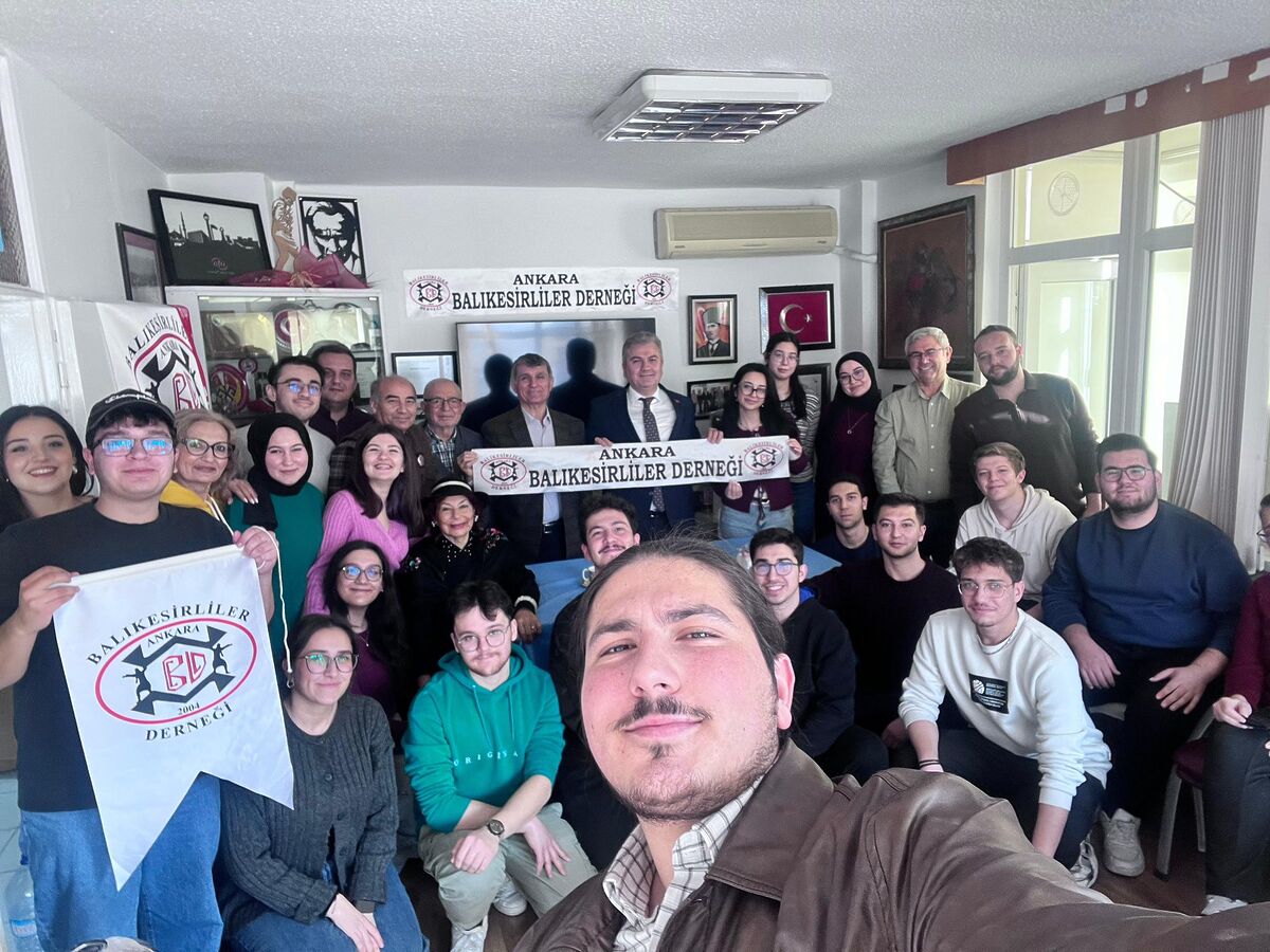 Mustafa Canbey Ankara'da Balıkesirlilerle Buluştu! 599939818 1295046572429773 8095223194757214936 n - Marmara Bölge Gazetesi
