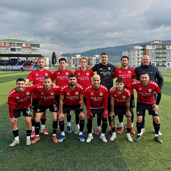 Zirvenin Sahibi Burhaniye Belediyespor Oldu 600304219 1326084379557927 4802629654666240340 n - Marmara Bölge Gazetesi