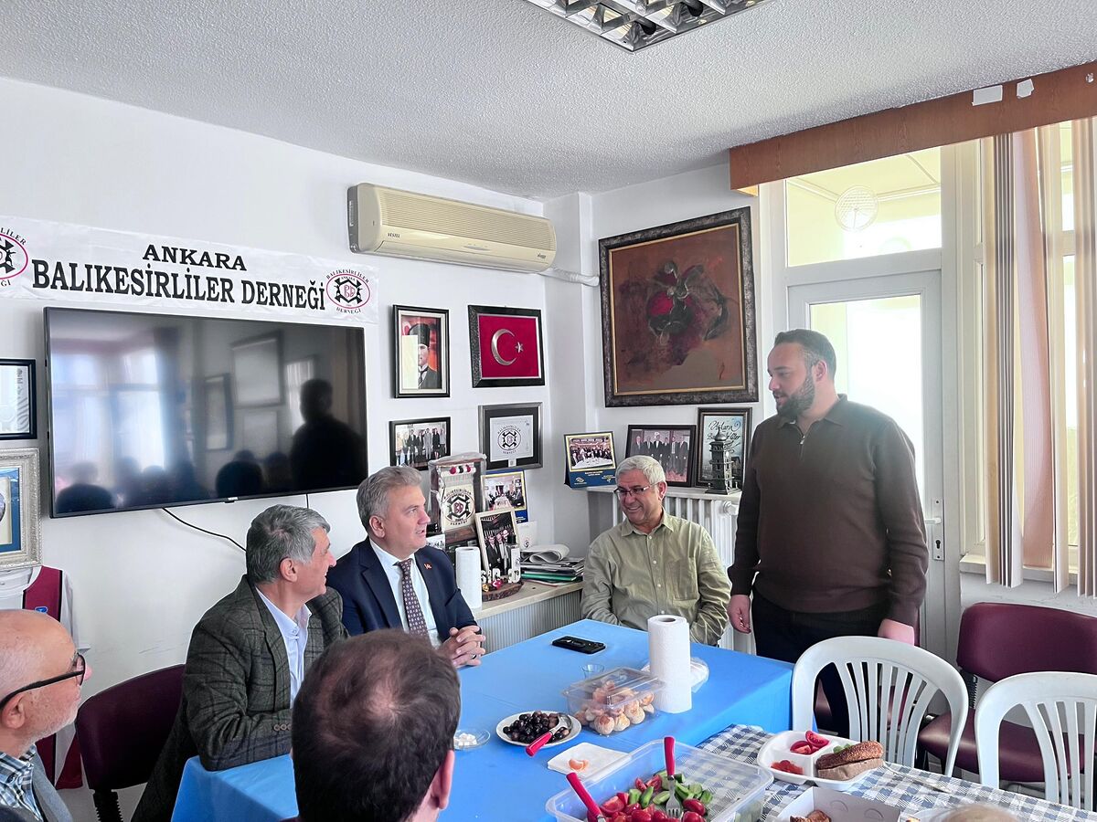 Mustafa Canbey Ankara'da Balıkesirlilerle Buluştu! 600888149 1295046759096421 4071349741404451403 n - Marmara Bölge Gazetesi