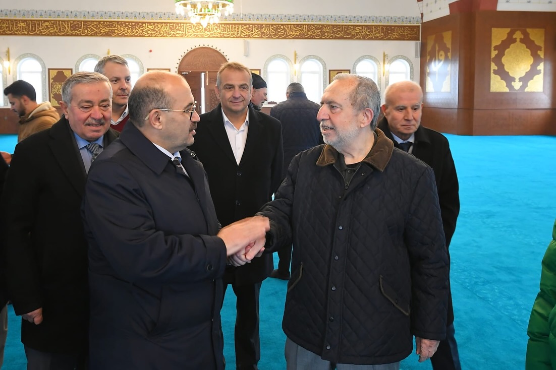 Balıkesir’de Hayırsever Destekli Cami İnşaatında İnceleme 602888411 18318377824222704 1991872394657395134 n - Marmara Bölge Gazetesi