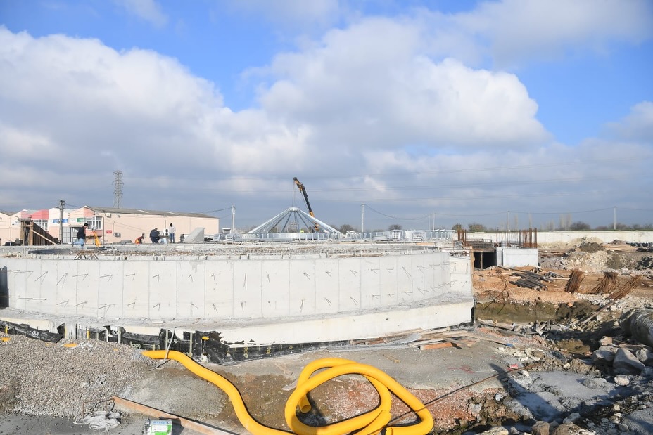 Balıkesir Ticaret Borsası tarafından yapımı sürdürülen 30 bin ton kapasiteli