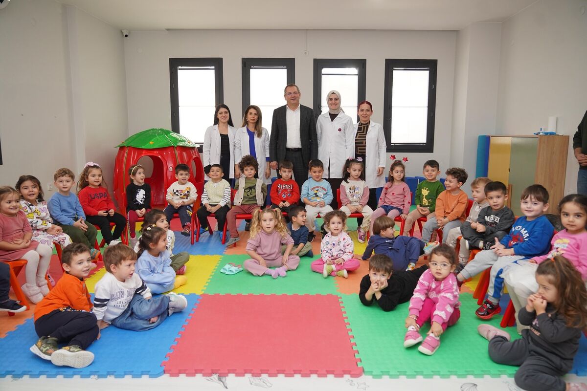 Ayvalık Belediyesi tarafından hayata geçirilen Yuvamız Ayvalık Çocuk Etkinlik Merkezi,