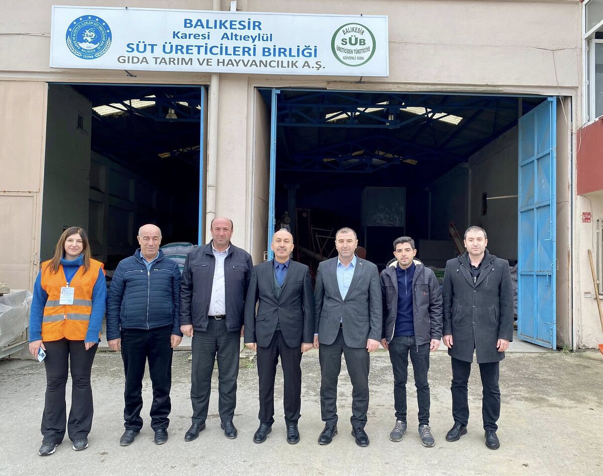 Balıkesir’de Hayvancılıkta Sertifikalı Üretim Dönemi Başladı 605672444 1275879177916275 7991740435867699499 n - Marmara Bölge Gazetesi