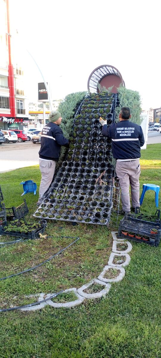 Edremit’te Kış Teyakkuzu! 606066286 880472547677105 6061283125839508563 n - Marmara Bölge Gazetesi